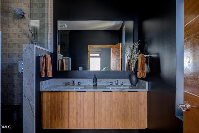 707 Chamberlain Street, Raleigh, NC 27607