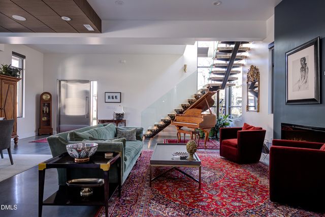 707 Chamberlain Street, Raleigh, NC 27607