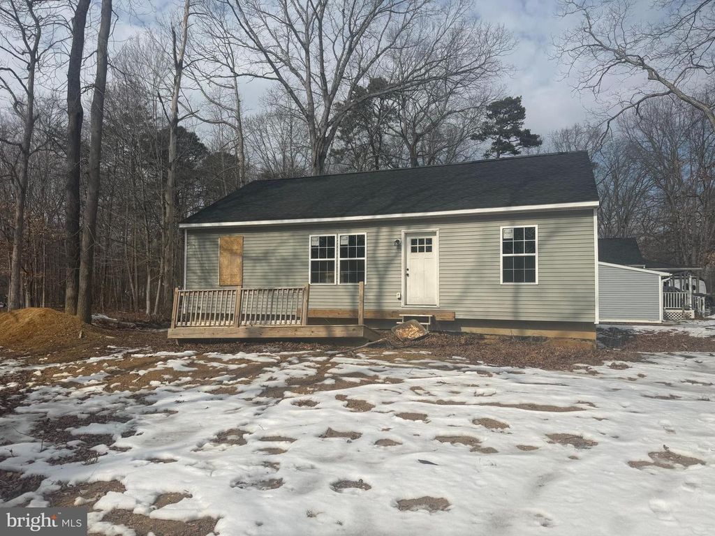 6210 MAGNOLIA DR, Millville, NJ 08332