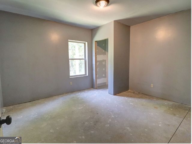 294 Rainbow Circle, Cleveland, GA 30528
