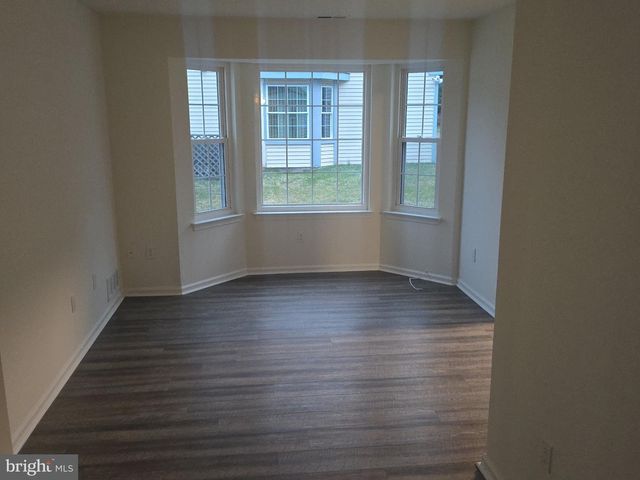 1317 APPLE BLOSSOM DR, Yardley, PA 19067