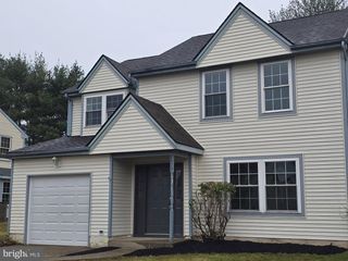 1317 APPLE BLOSSOM DR, Yardley, PA 19067