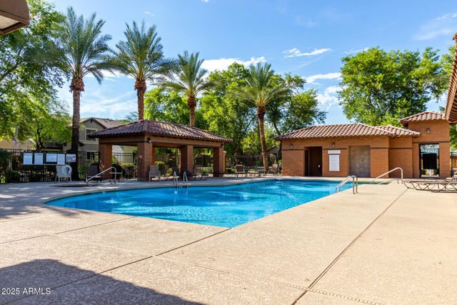 2594 E BOSTON Street, Gilbert, AZ 85295