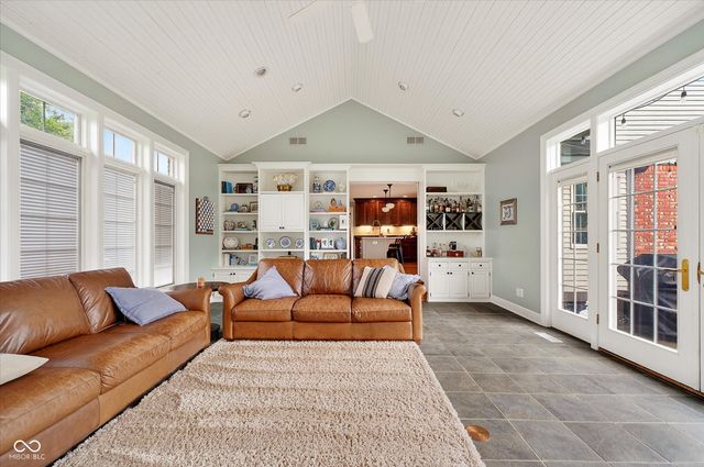 2380 Woodsway Drive, Greenwood, IN 46143