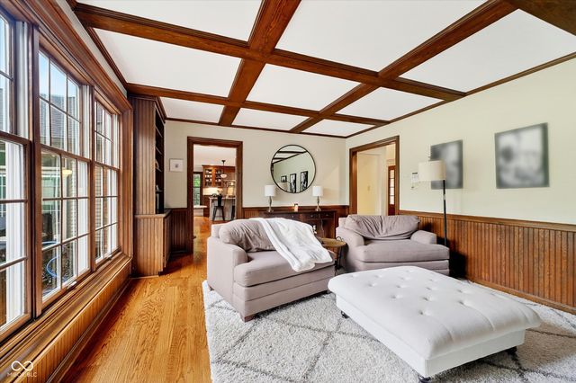 2380 Woodsway Drive, Greenwood, IN 46143