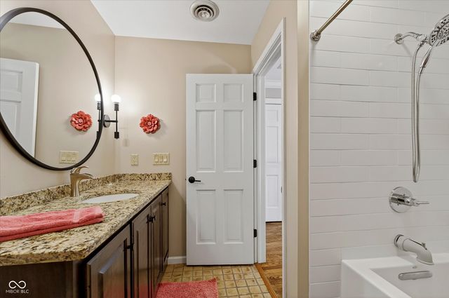2380 Woodsway Drive, Greenwood, IN 46143