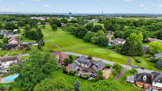 2380 Woodsway Drive, Greenwood, IN 46143