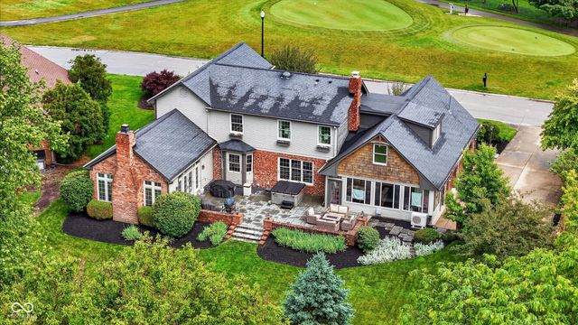 2380 Woodsway Drive, Greenwood, IN 46143