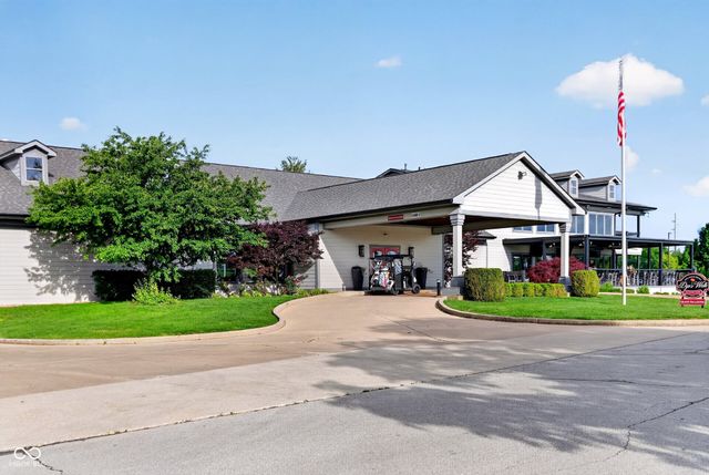 2380 Woodsway Drive, Greenwood, IN 46143