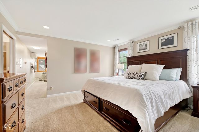 2380 Woodsway Drive, Greenwood, IN 46143