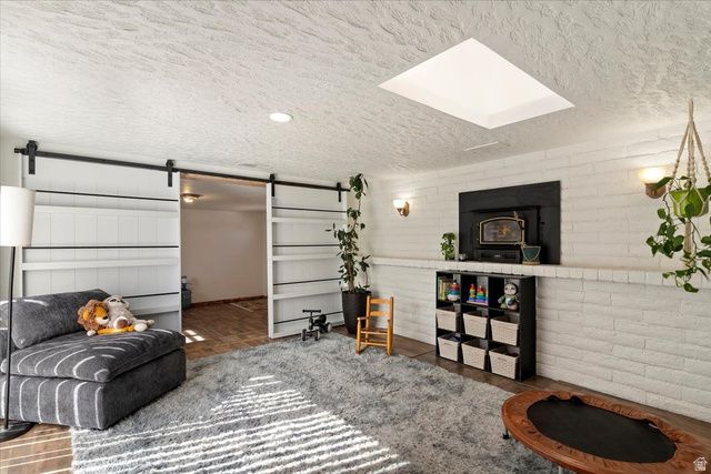 2066 W 6000 S, Roy, UT 84067