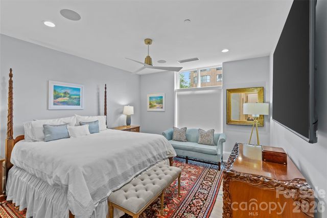 1500 Queens Road 104, Charlotte, NC 28207