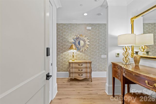 1500 Queens Road 104, Charlotte, NC 28207