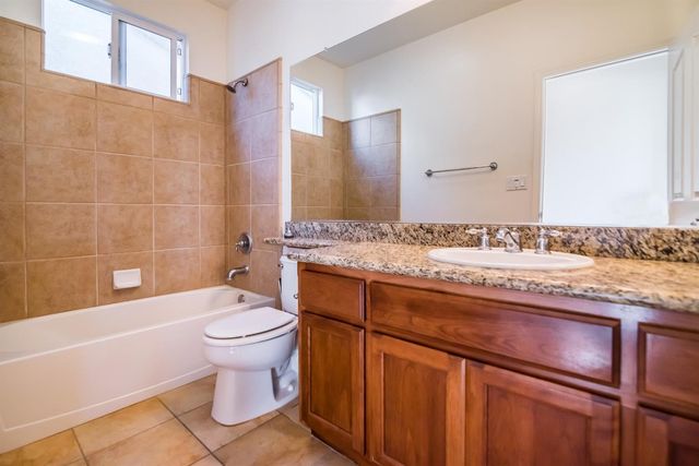 11737 Brook Valley Way, Rancho Cordova, CA 95742