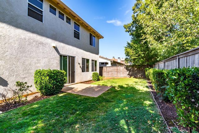 11737 Brook Valley Way, Rancho Cordova, CA 95742