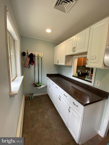 1429 CRESTMONT DR, Downingtown, PA 19335