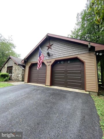 1429 CRESTMONT DR, Downingtown, PA 19335