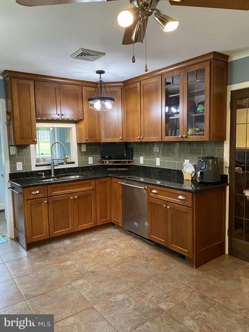 1429 CRESTMONT DR, Downingtown, PA 19335