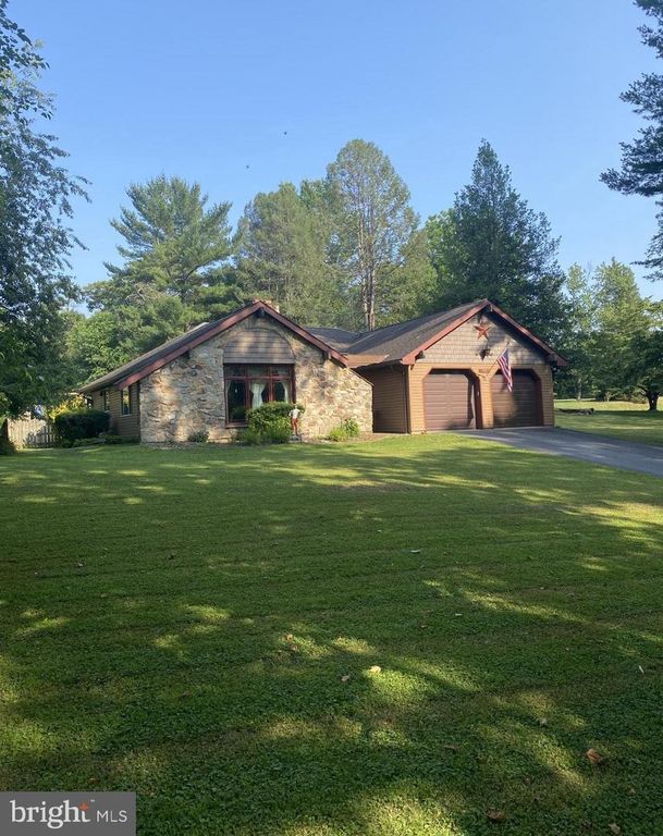 1429 CRESTMONT DR, Downingtown, PA 19335