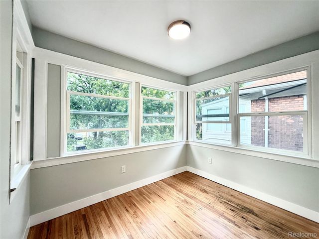 2924 Columbus Street, Detroit, MI 48206