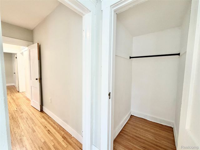 2924 Columbus Street, Detroit, MI 48206
