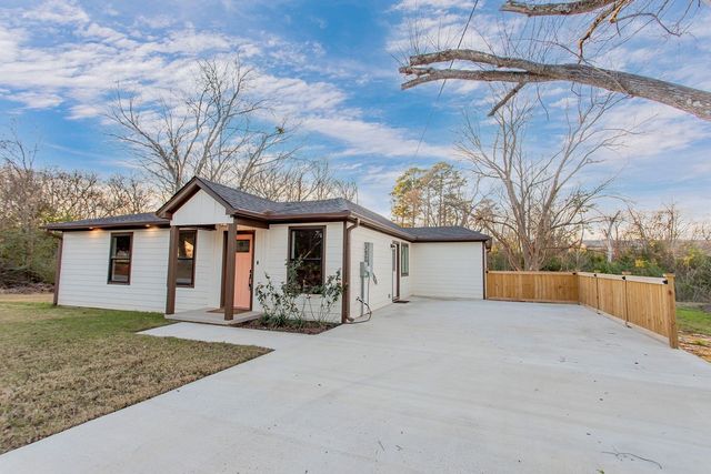 17677 CR 4112, Lindale, TX 75771