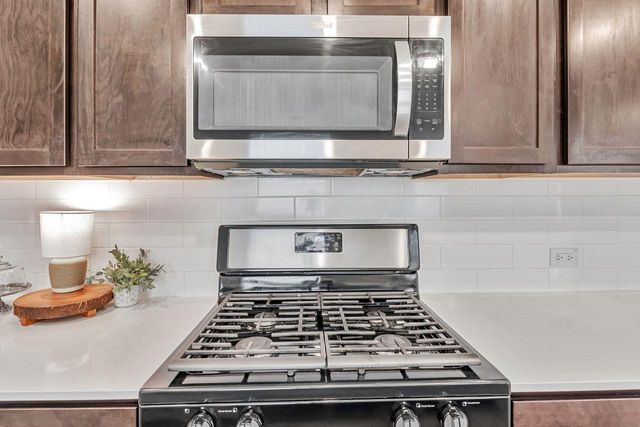 204 Big Sandy Creek DR, Hutto, TX 78634