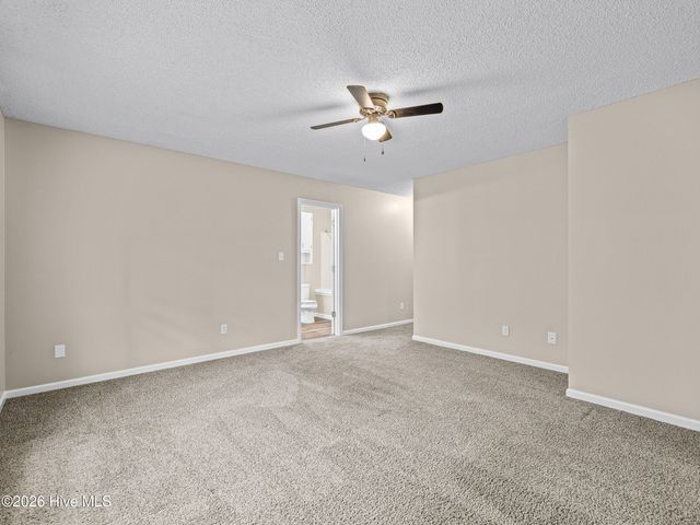 1147 Lakeview Avenue, Richlands, NC 28574