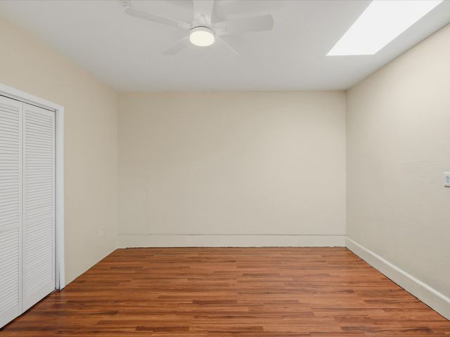 1259 Senda Del Valle, Santa Fe, NM 87508
