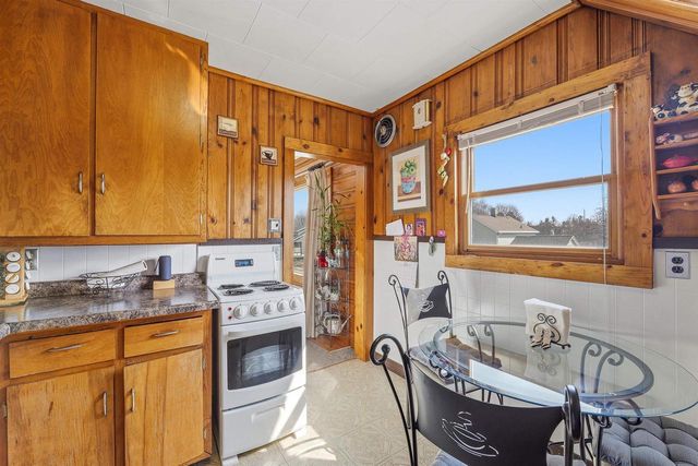 83 E 9TH STREET, Fond Du Lac, WI 54935