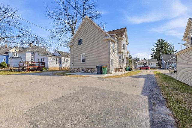 83 E 9TH STREET, Fond Du Lac, WI 54935