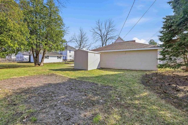 83 E 9TH STREET, Fond Du Lac, WI 54935