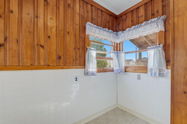 83 E 9TH STREET, Fond Du Lac, WI 54935