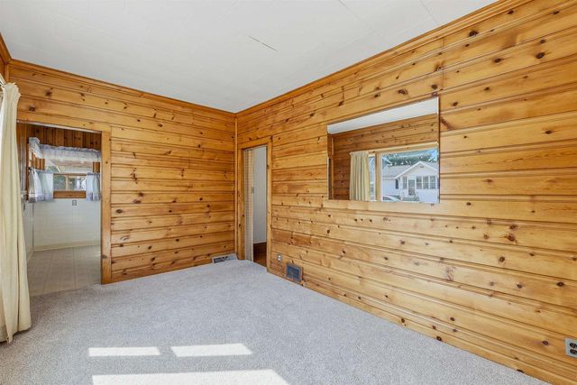 83 E 9TH STREET, Fond Du Lac, WI 54935