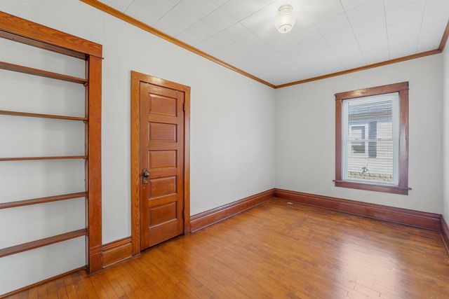 83 E 9TH STREET, Fond Du Lac, WI 54935