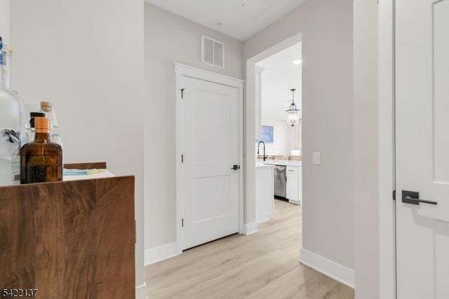 103 Honeysuckle Ln 815, Warren Twp., NJ 07059