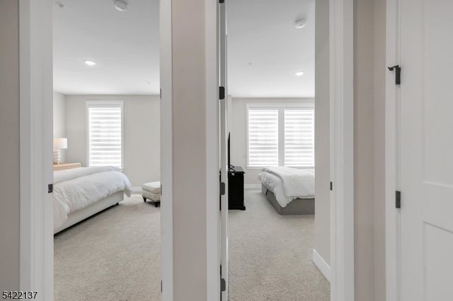 103 Honeysuckle Ln 815, Warren Twp., NJ 07059