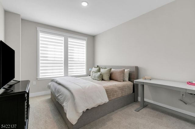 103 Honeysuckle Ln 815, Warren Twp., NJ 07059