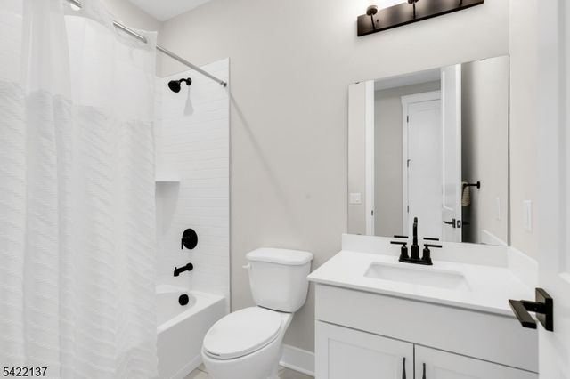 103 Honeysuckle Ln 815, Warren Twp., NJ 07059