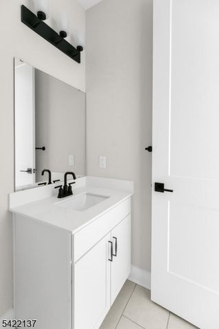 103 Honeysuckle Ln 815, Warren Twp., NJ 07059