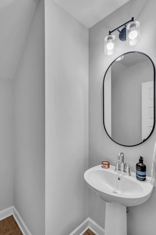 5004 Isabella Ln, Hendersonville, TN 37075