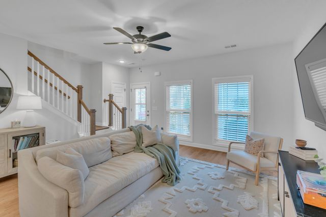 5004 Isabella Ln, Hendersonville, TN 37075