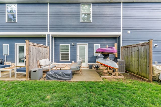 5004 Isabella Ln, Hendersonville, TN 37075