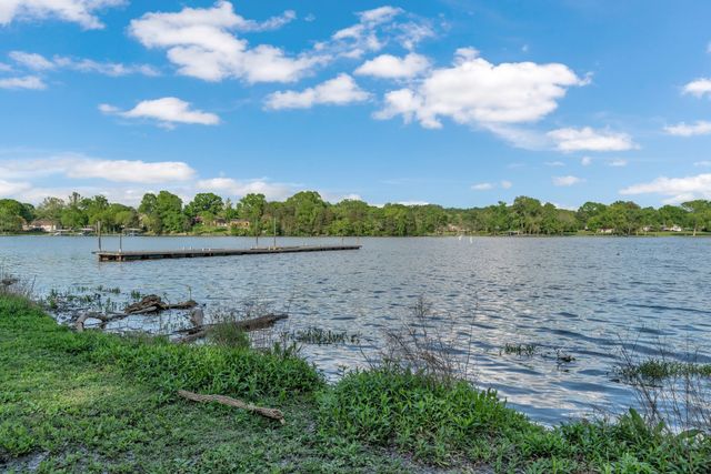 5004 Isabella Ln, Hendersonville, TN 37075