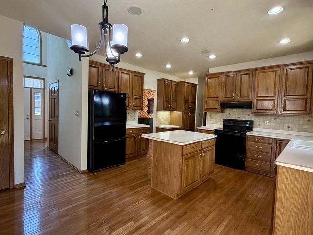 2146 Waverly COURT, Sheboygan, WI 53083