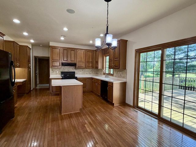 2146 Waverly COURT, Sheboygan, WI 53083