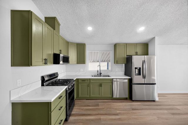 15181 Van Buren Boulevard 102, Riverside, CA 92504