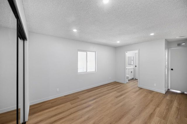 15181 Van Buren Boulevard 102, Riverside, CA 92504