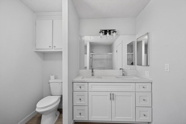 15181 Van Buren Boulevard 102, Riverside, CA 92504