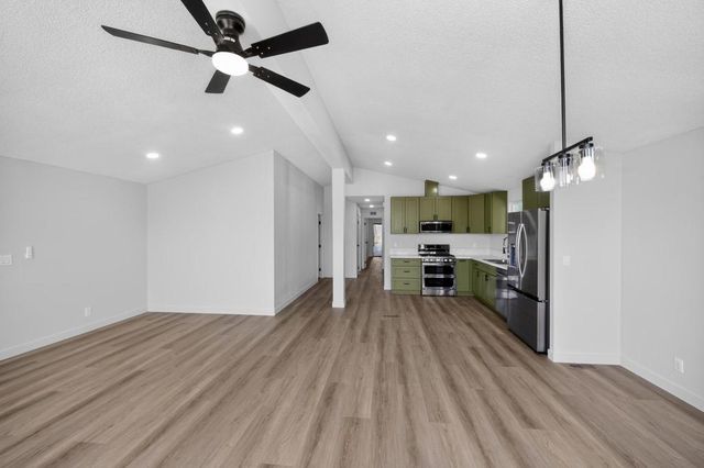15181 Van Buren Boulevard 102, Riverside, CA 92504
